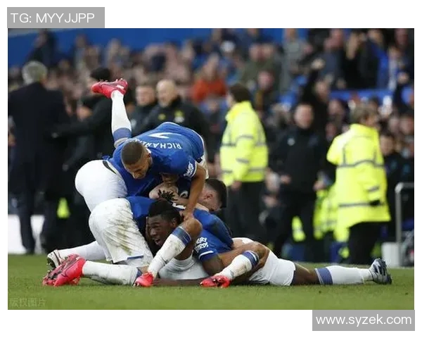 相马勇纪精彩抽射被判越位进球无效球队遗憾错失良机