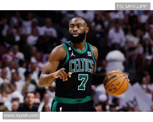 杰伦布朗谈新赛季挑战过去优待已成历史期待全新征程